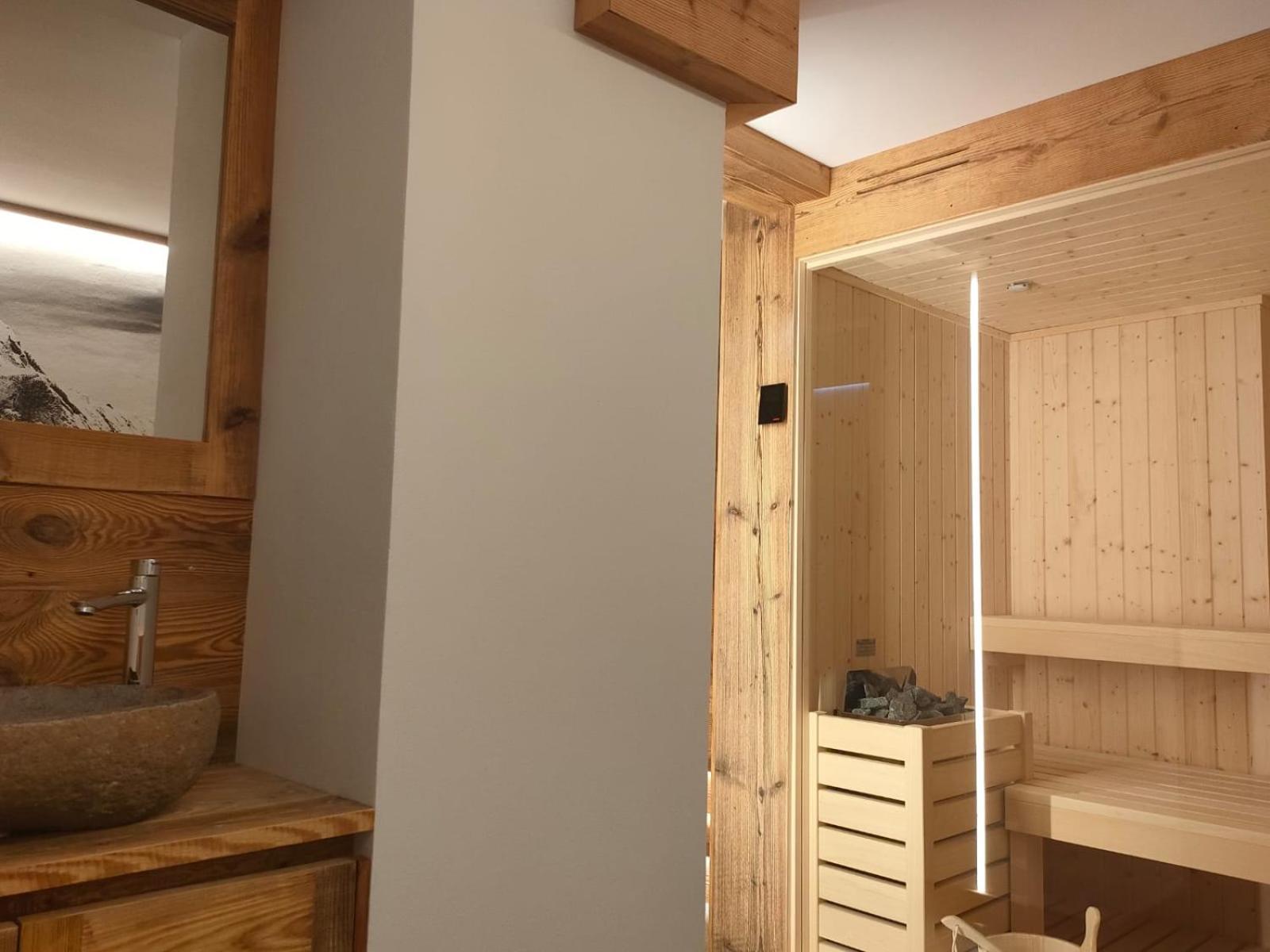 Fior Di Roccia Apartments- In Centro Cervinia, Sauna Privata, Matterhorn Dream Breuil-Cervinia Buitenkant foto