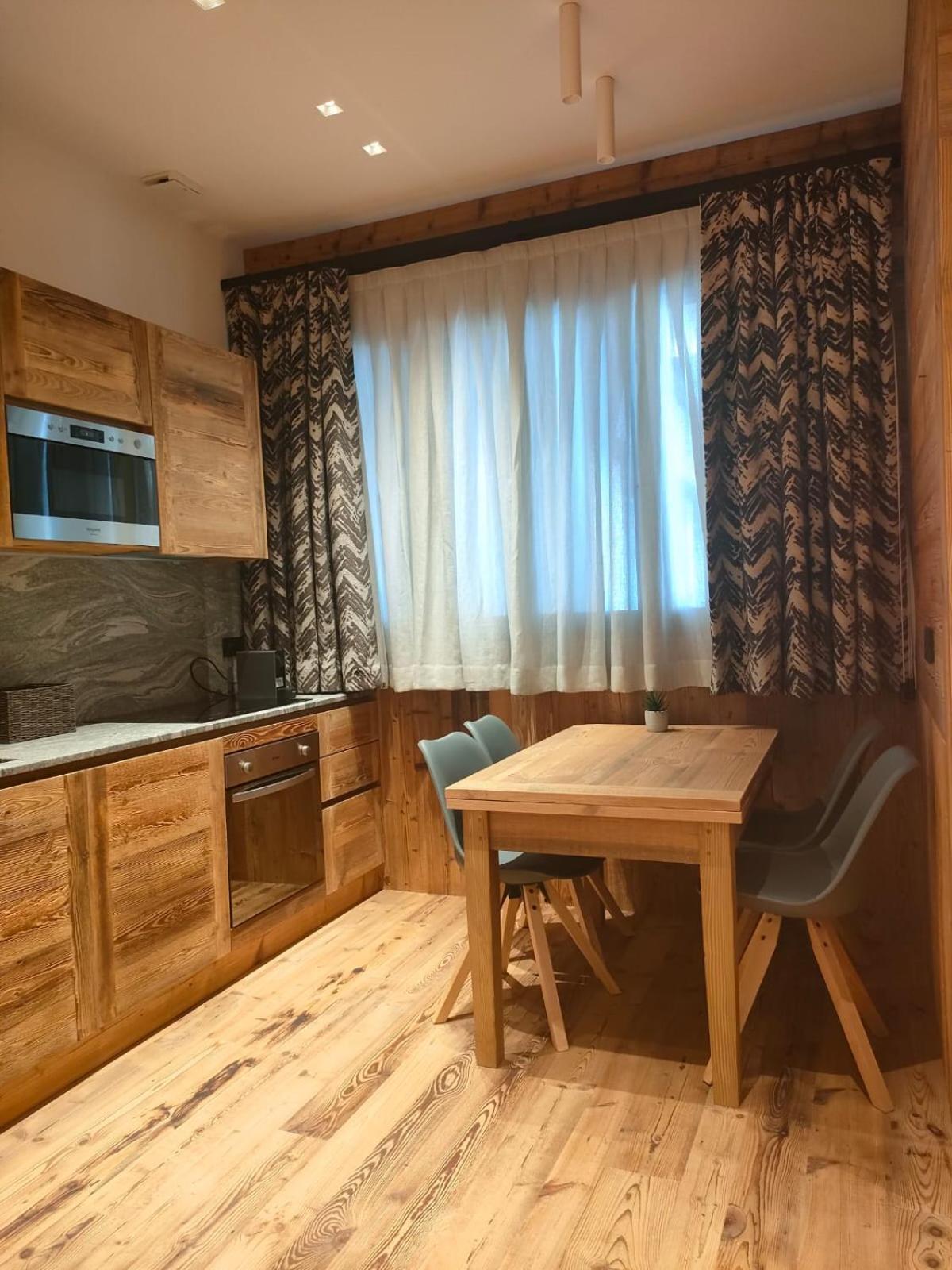 Fior Di Roccia Apartments- In Centro Cervinia, Sauna Privata, Matterhorn Dream Breuil-Cervinia Buitenkant foto